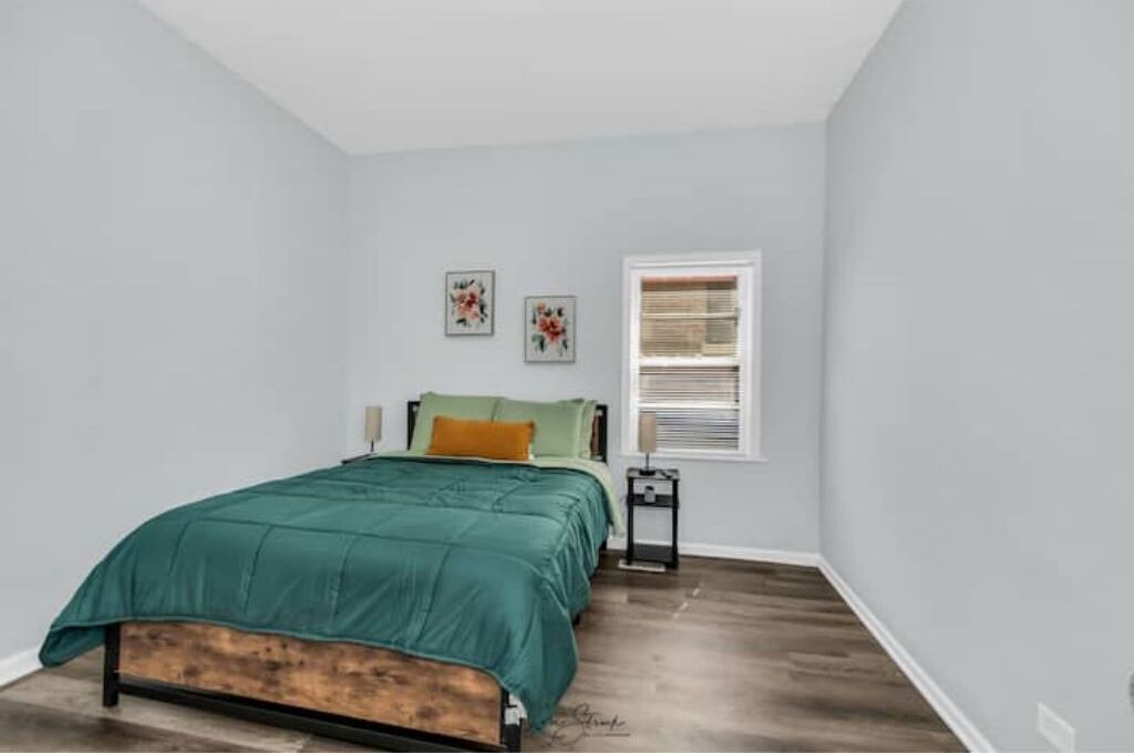 Photo of Bedroom in North Chicago