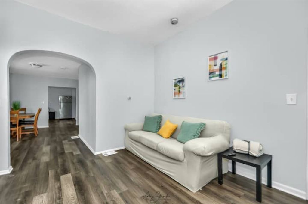 Photo of Livingroom in North Chicago