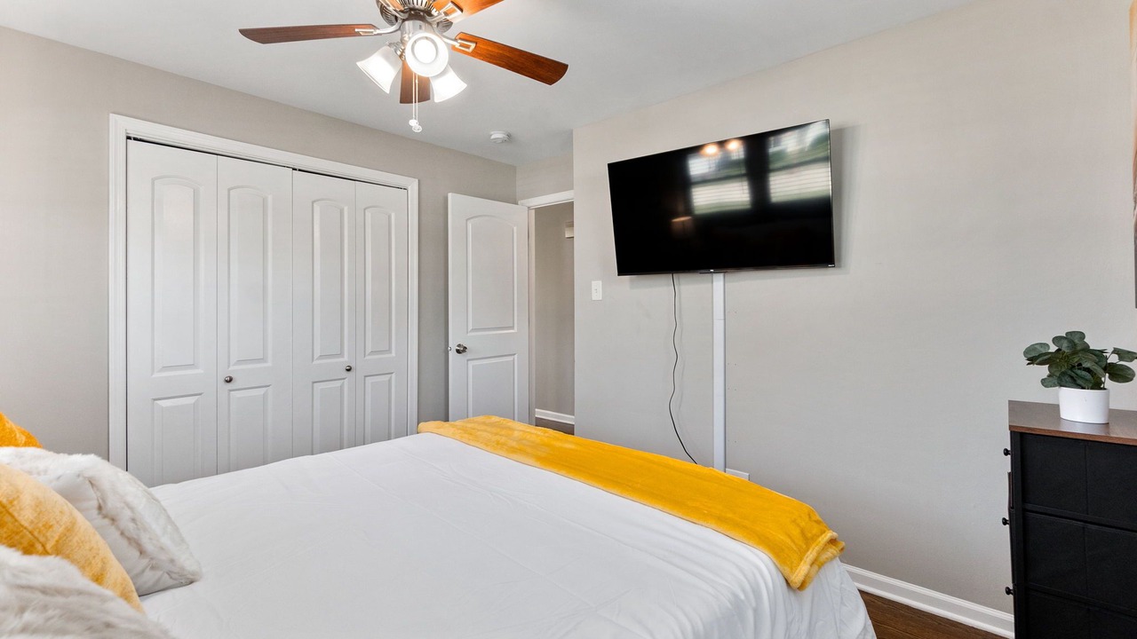 Photo of Bedroom in Oak Lawn