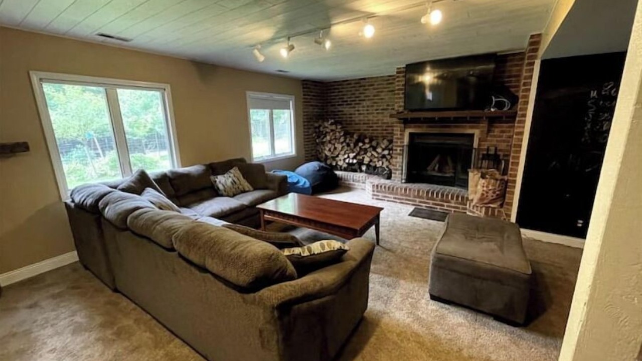 Photo of Livingroom in West Chicago