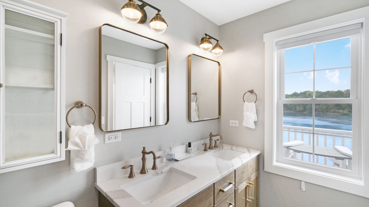 Photo of Bathroom in Ottawa