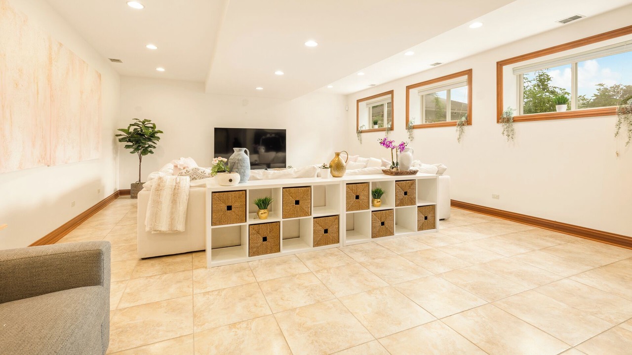 Photo of Livingroom in Glen Ellyn