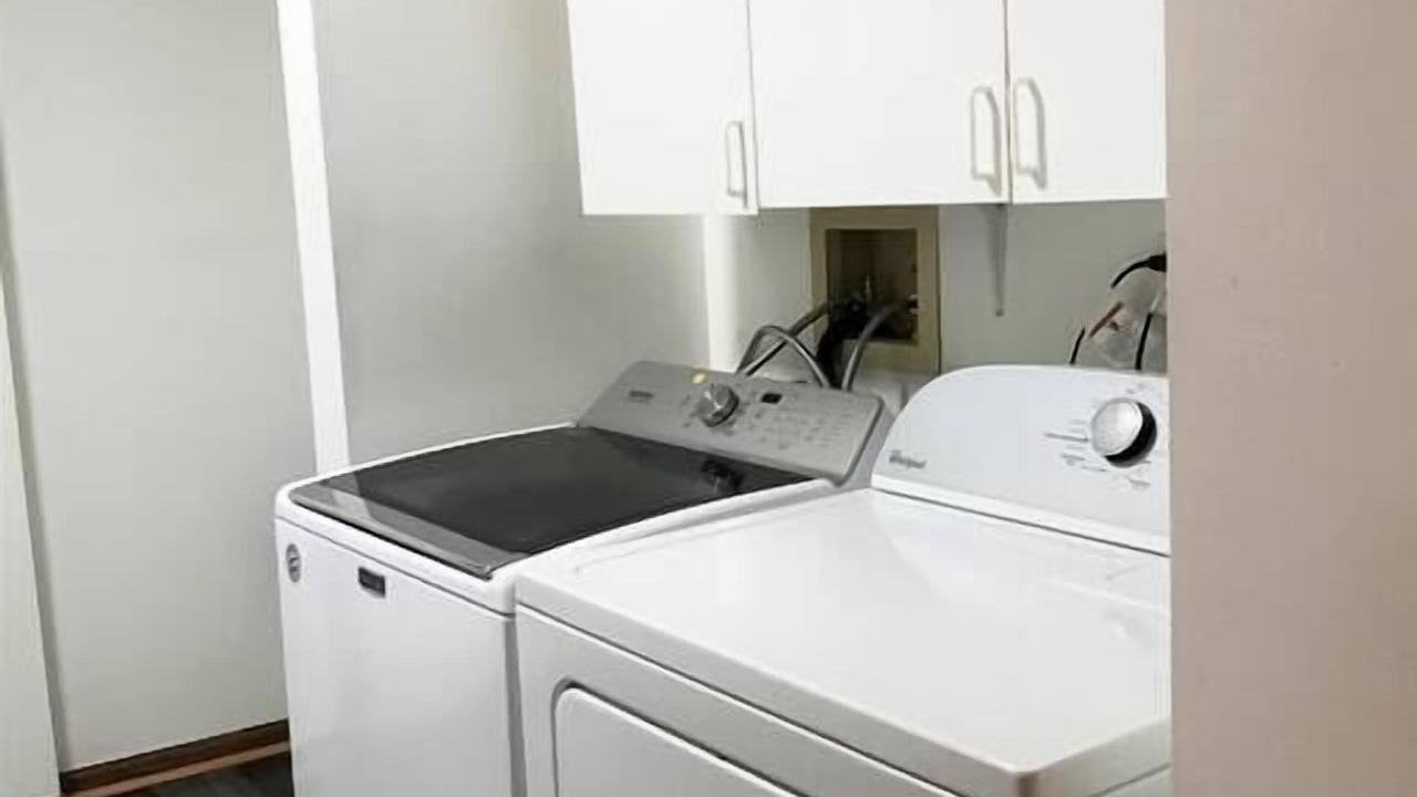 Photo of Bedroom in Round Lake Beach