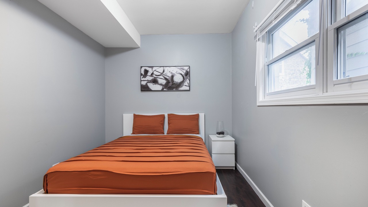 Photo of Bedroom in Pulaski Park