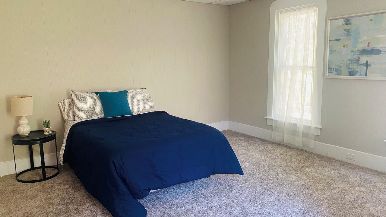 Photo of Bedroom in Quincy