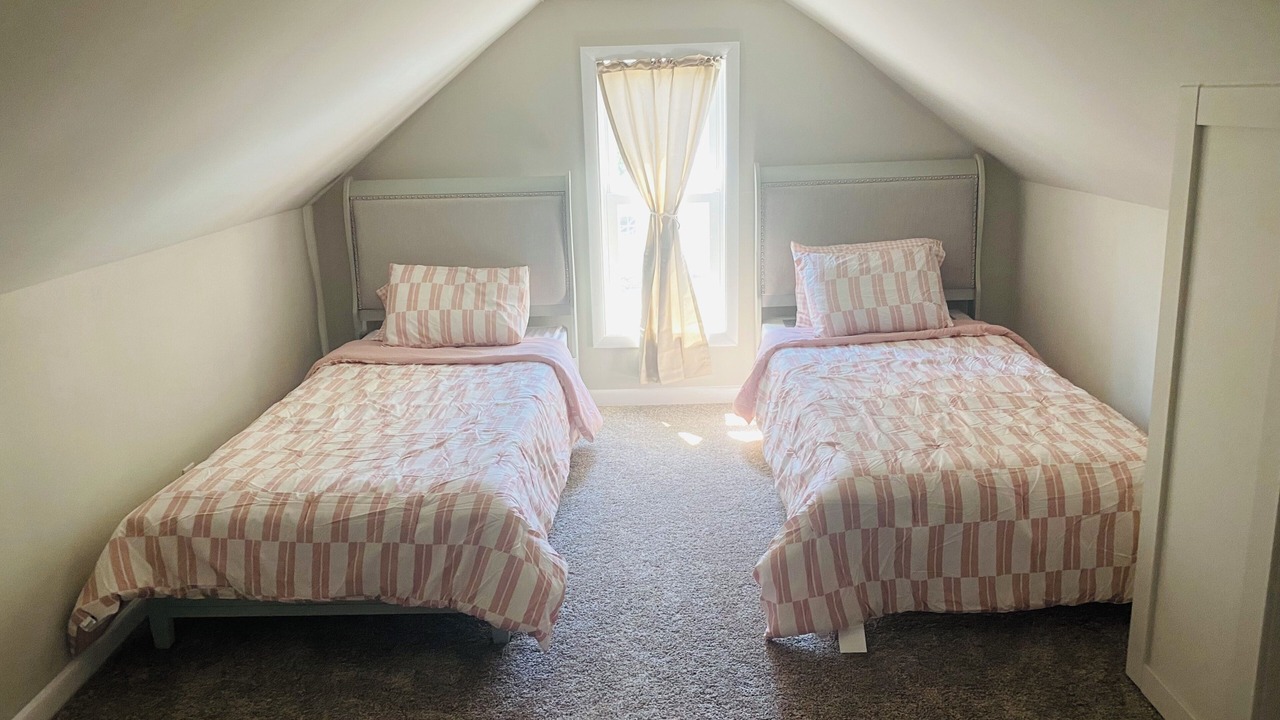 Photo of Bedroom in Quincy