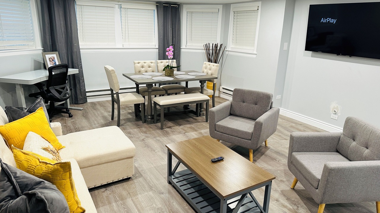 Photo of Livingroom in West Ridge