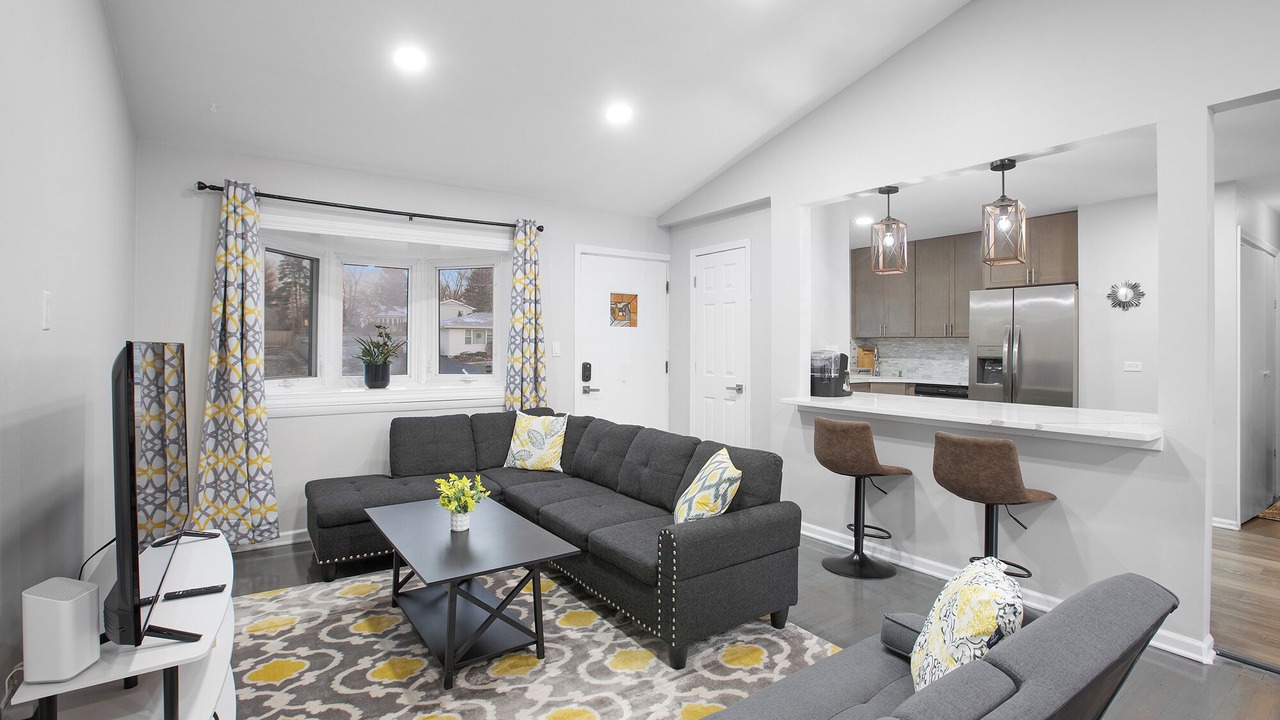 Photo of Livingroom in Fox Valley