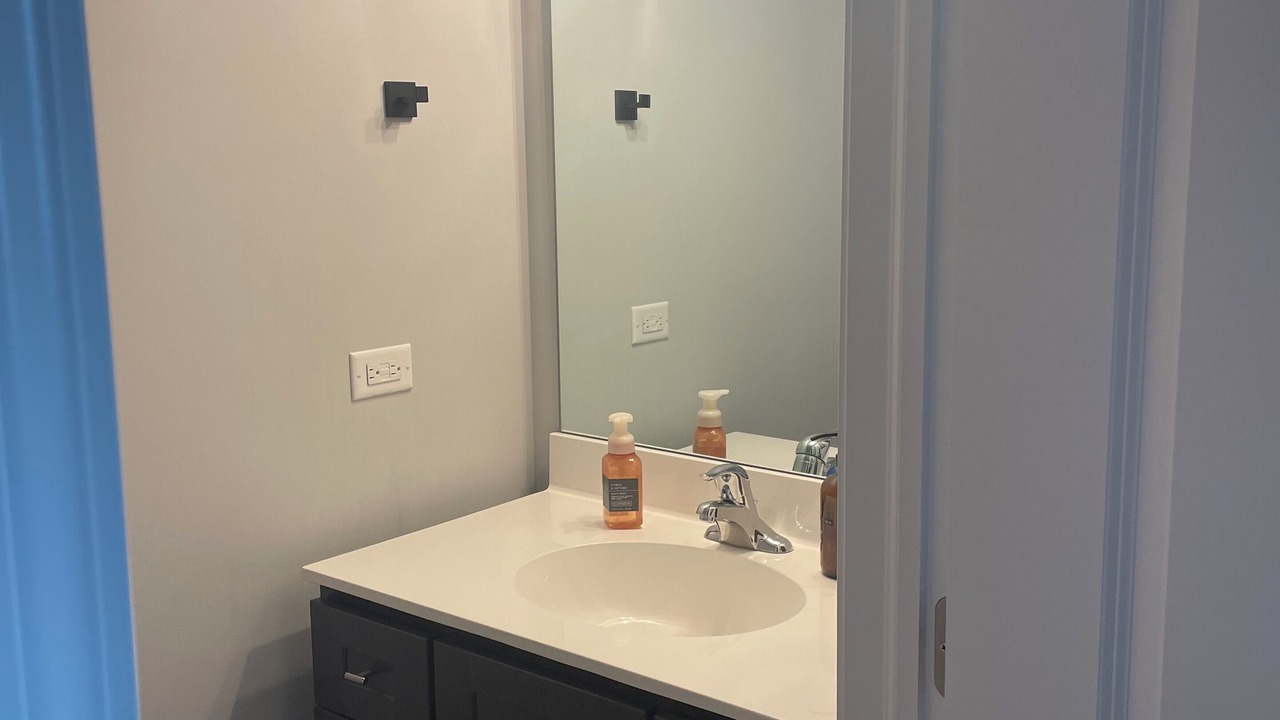 Photo of Bathroom in Manteno