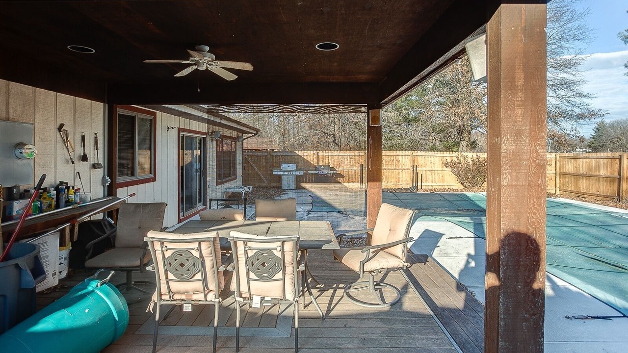 Photo of Outdoor in Belleville