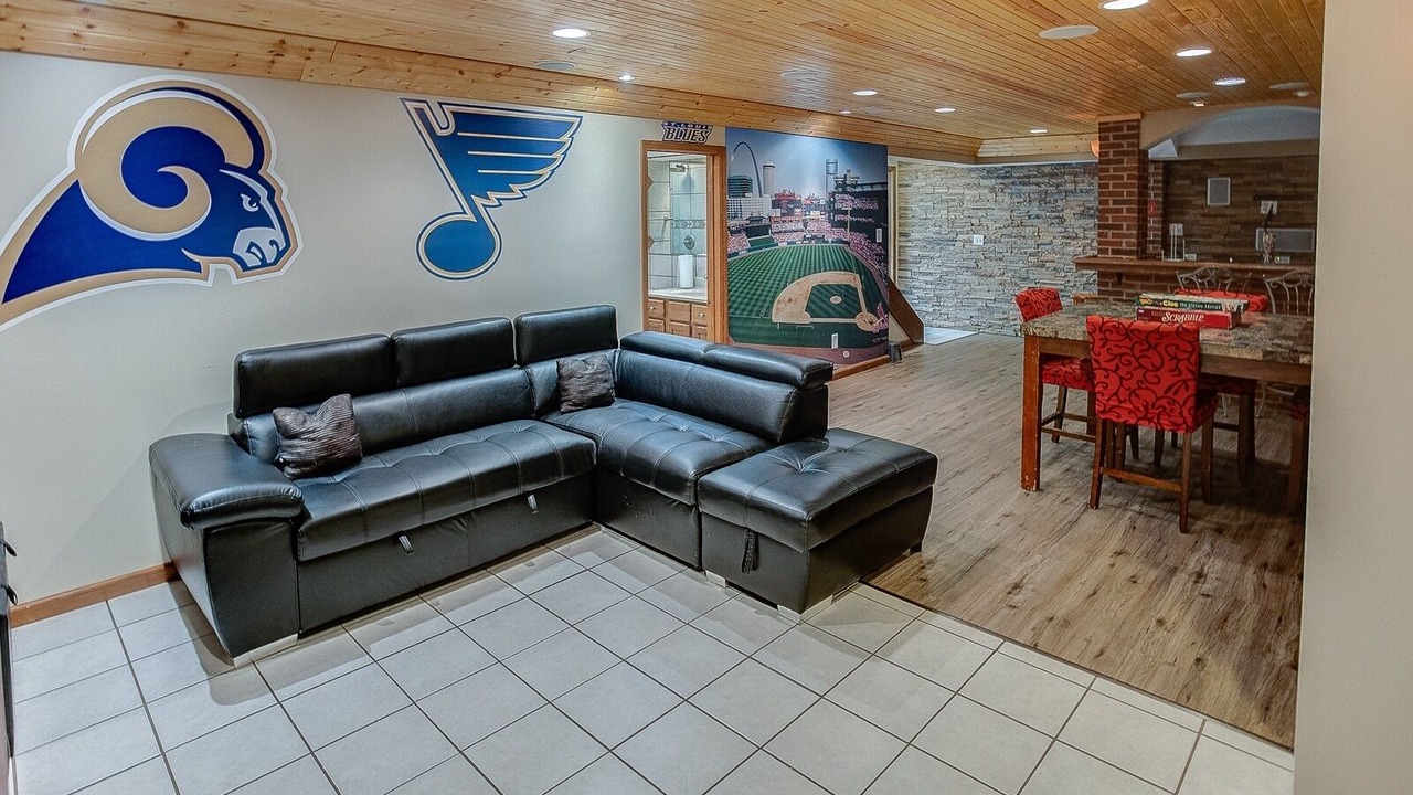 Photo of Bedroom in Belleville