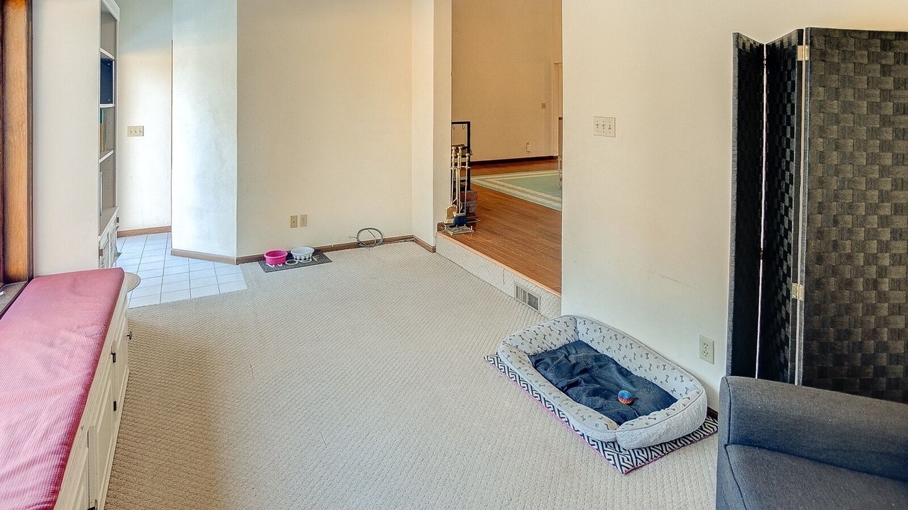 Photo of Bedroom in Belleville