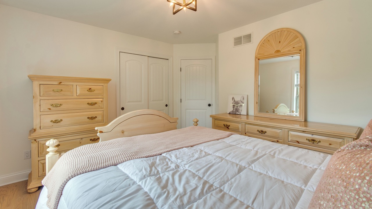 Photo of Bedroom in Orange Prairie
