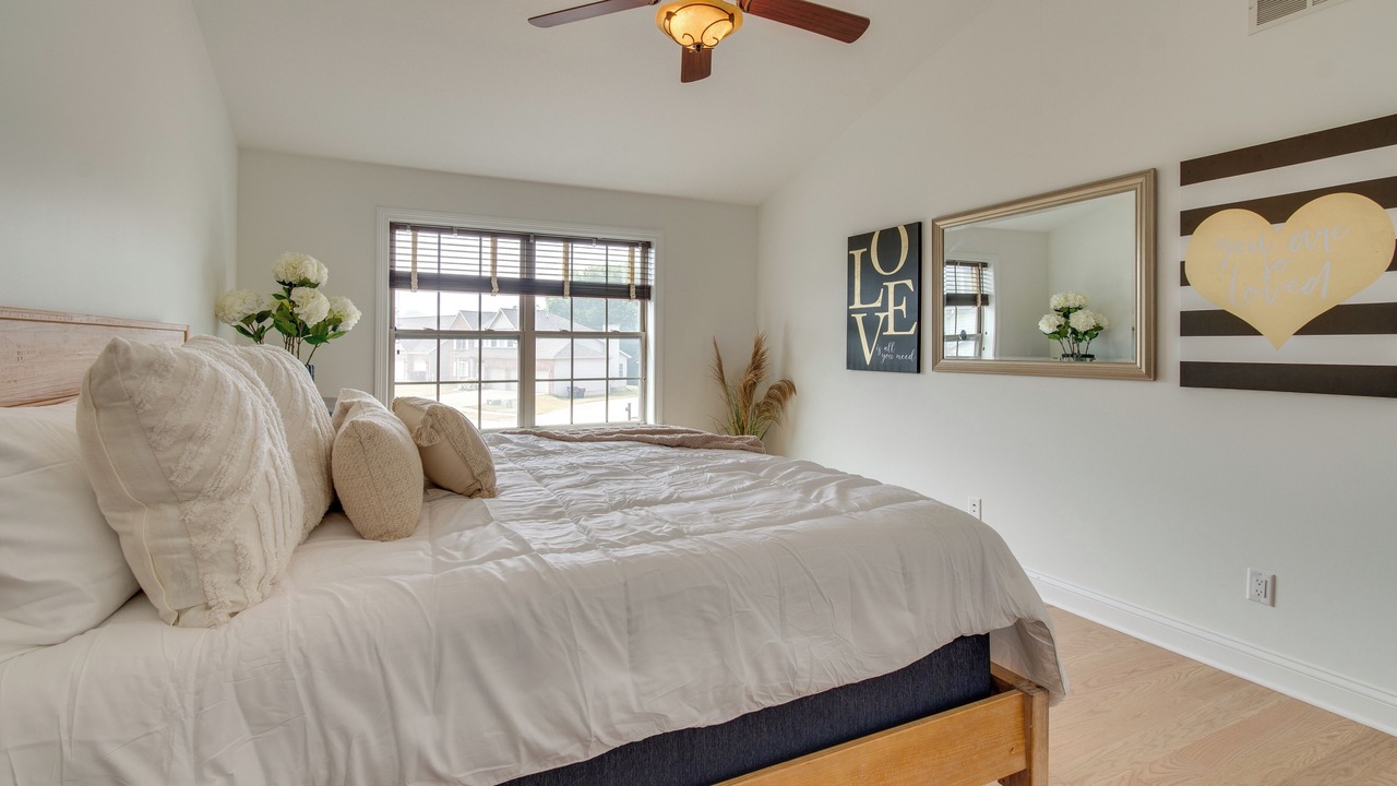 Photo of Bedroom in Orange Prairie