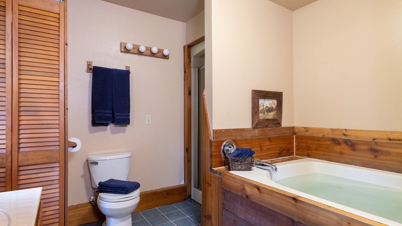 Photo of Bathroom in Triumph