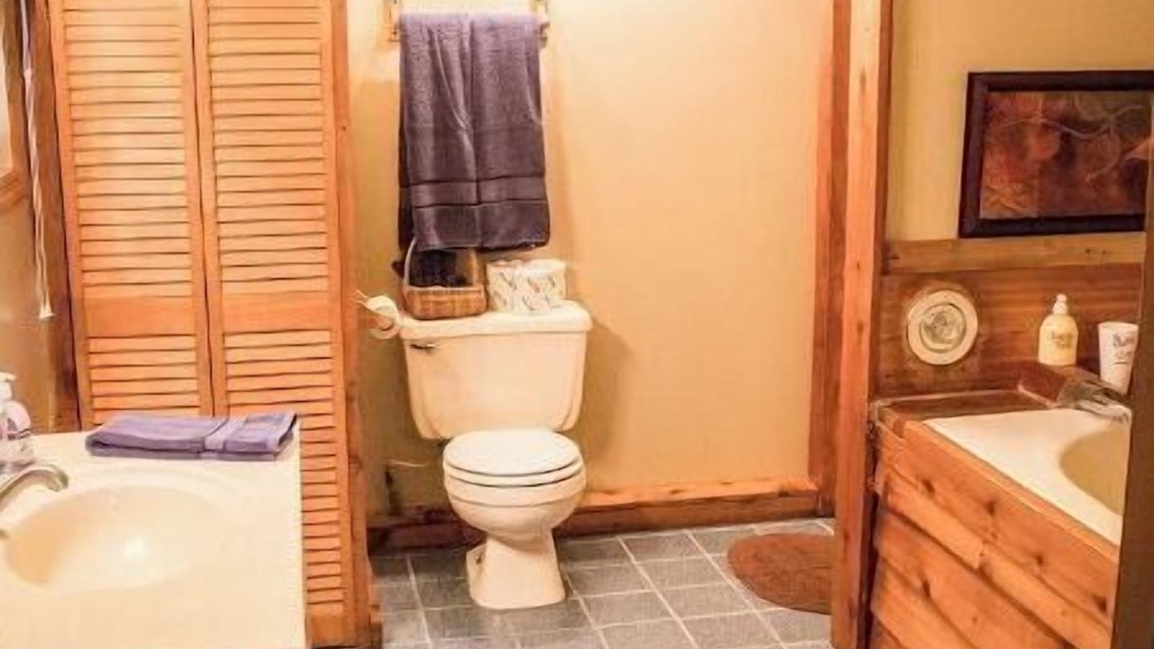 Photo of Bathroom in Triumph