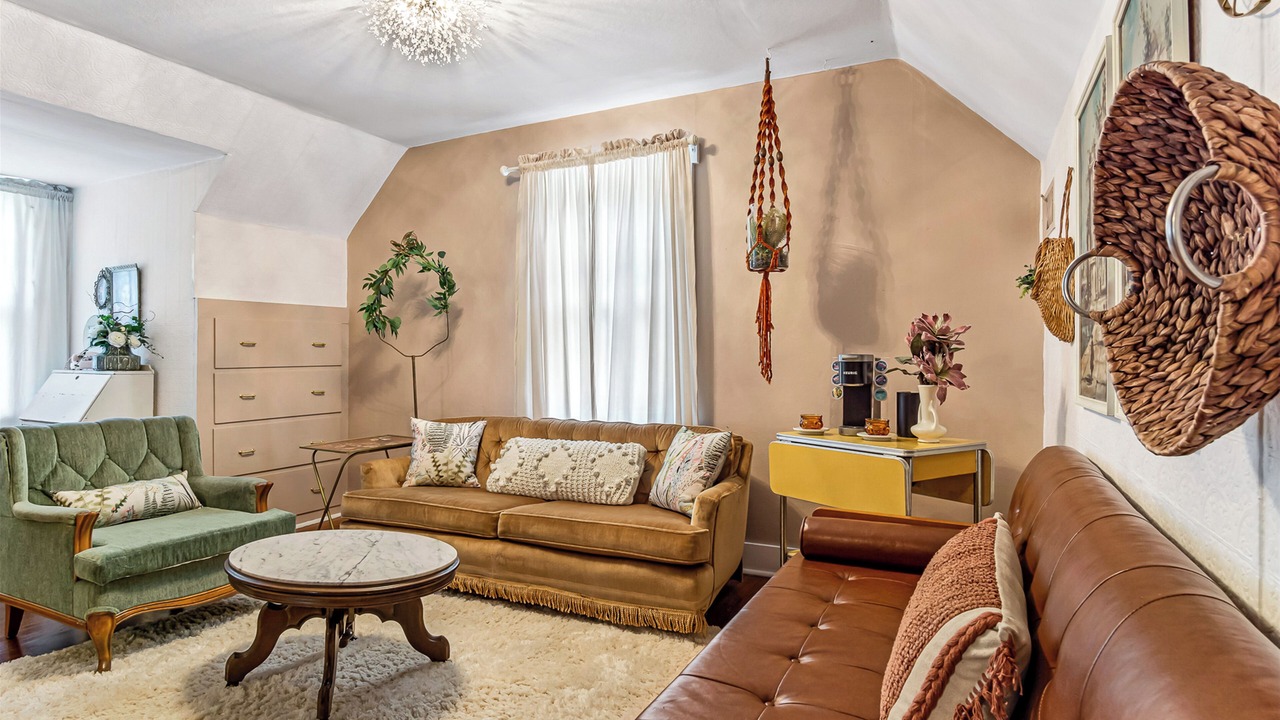 Photo of Livingroom in Edwardsville