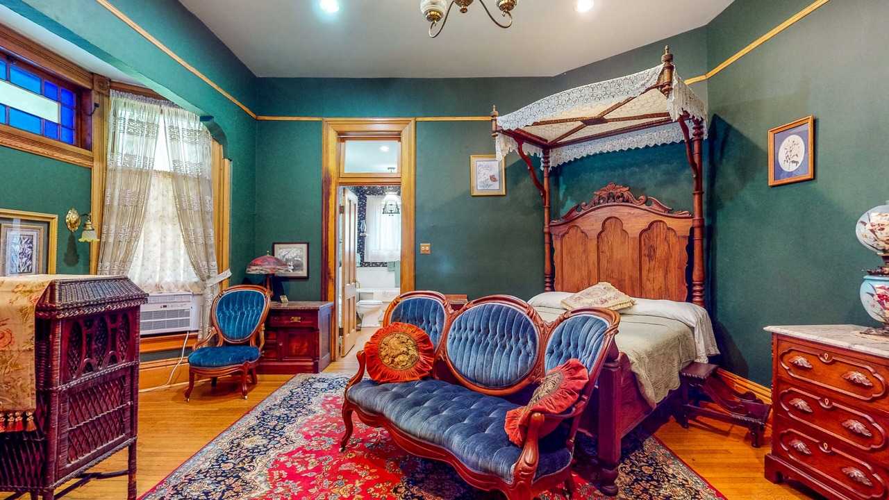 Photo of Bedroom in Springfield