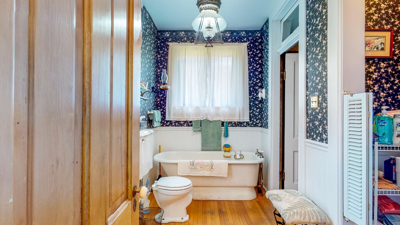 Photo of Bathroom in Springfield