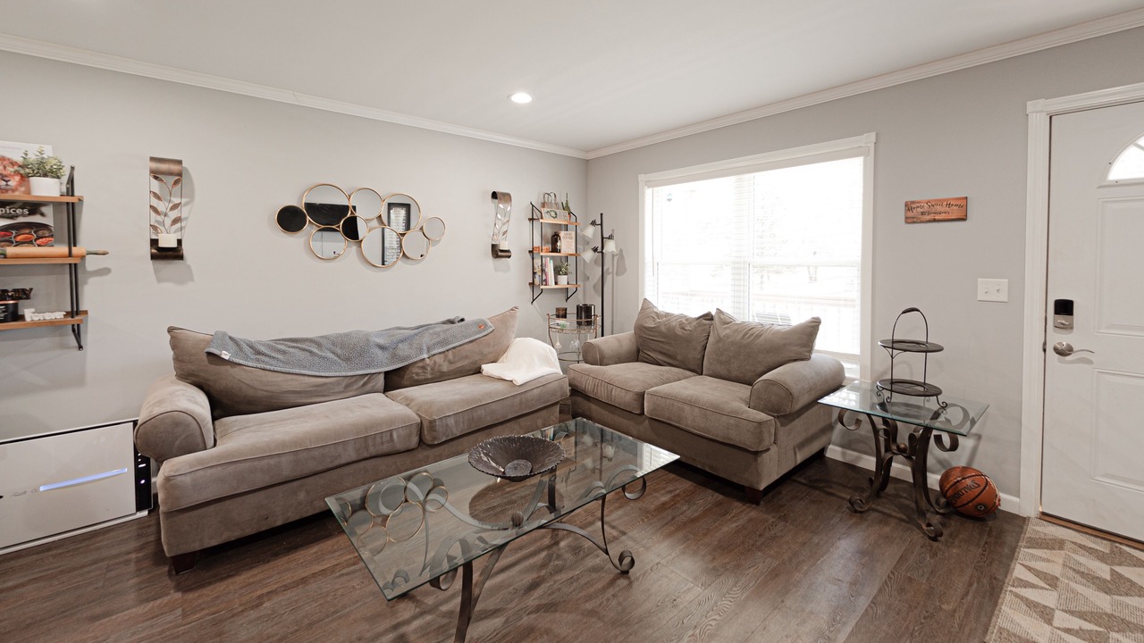 Photo of Livingroom in Herod