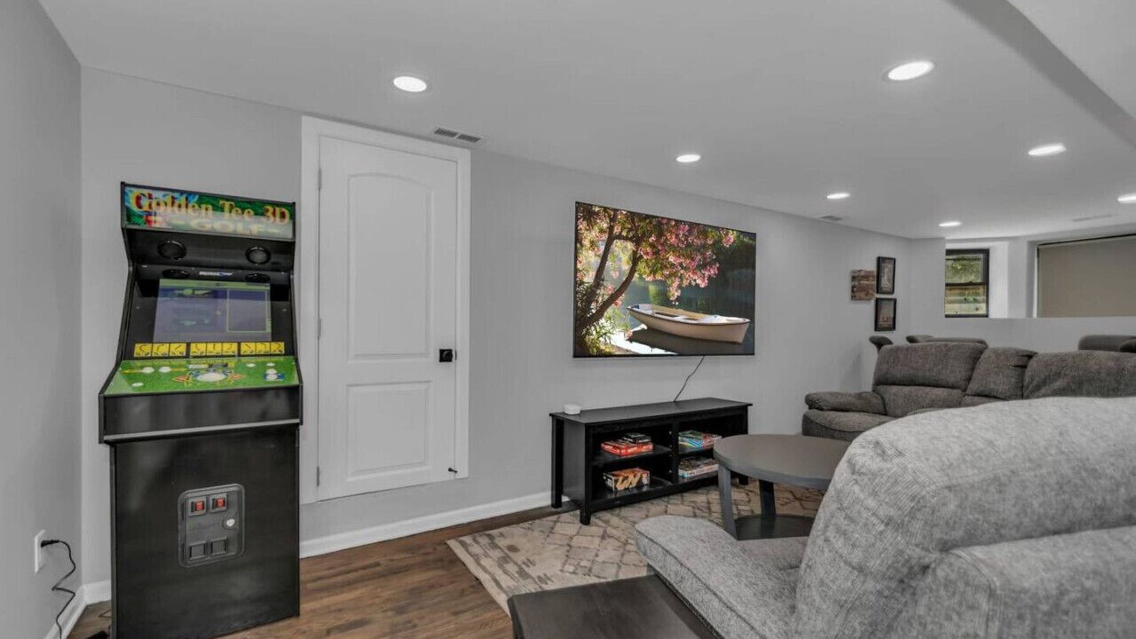 Photo of Livingroom in Lakeview