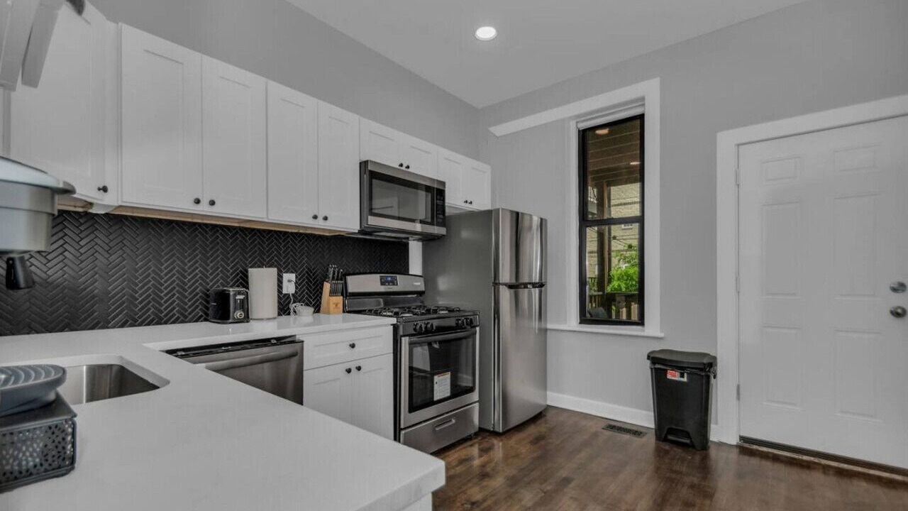 Photo of Kitchen in Lakeview