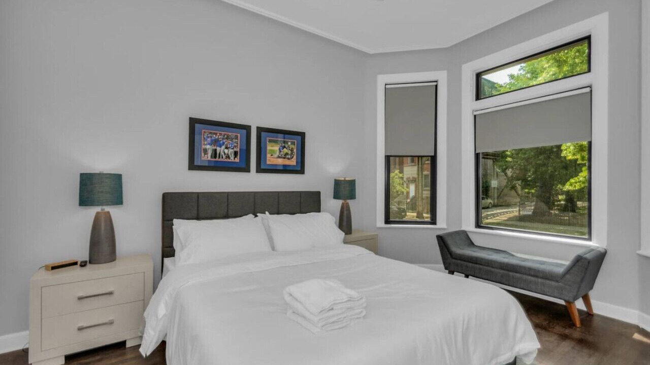 Photo of Bedroom in Lakeview