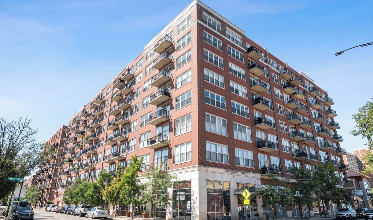 Photo of Outdoor in Near West Side