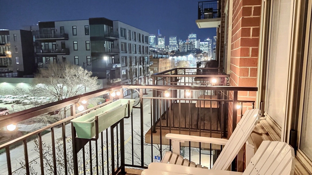 Photo of Patio Balcony in Near West Side