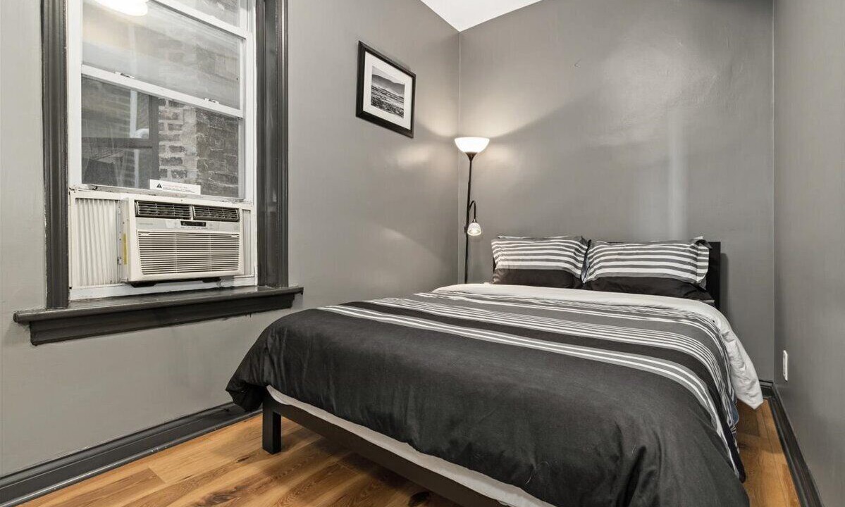 Photo of Bedroom in Bucktown