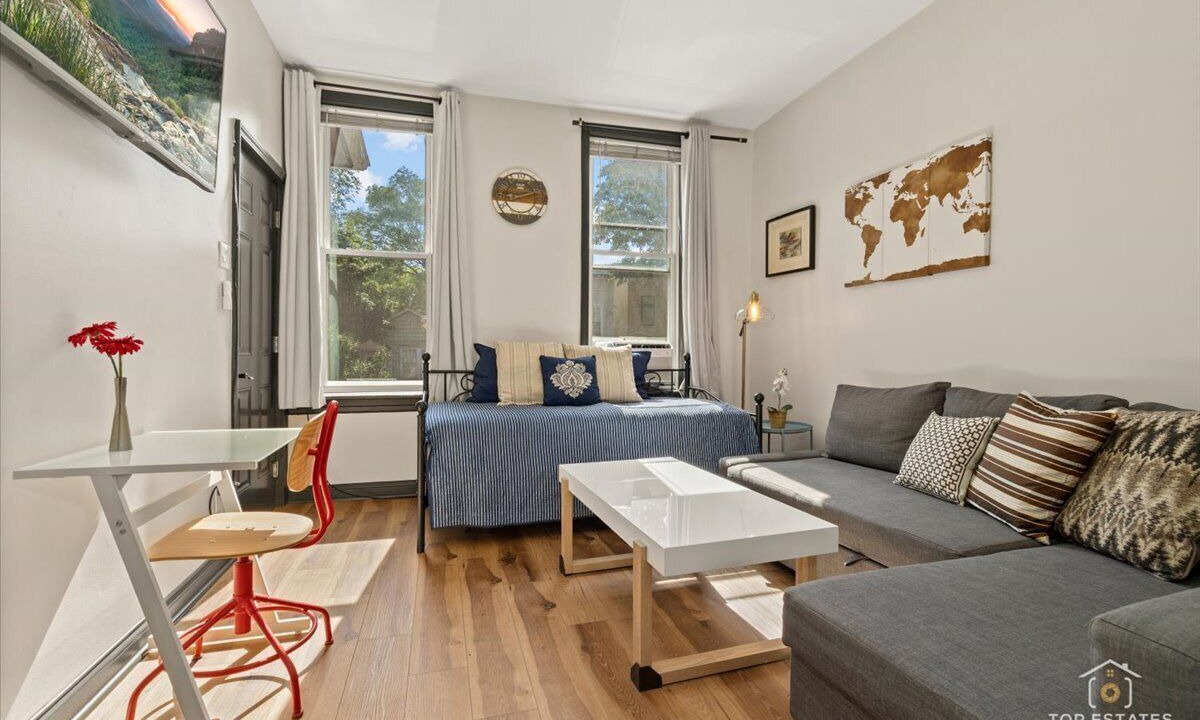 Photo of Livingroom in Bucktown