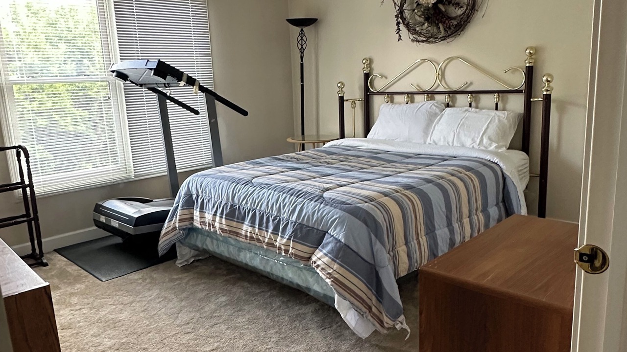Photo of Bedroom in Carol Stream