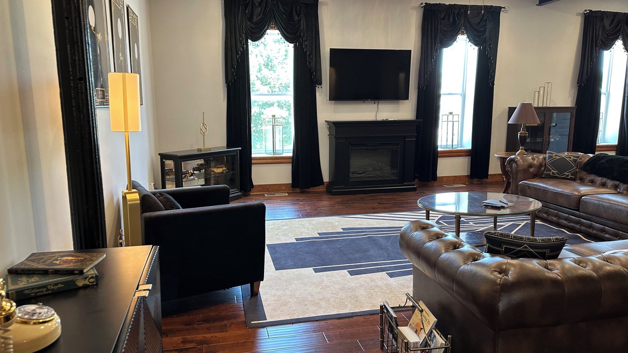 Photo of Livingroom in Carrollton