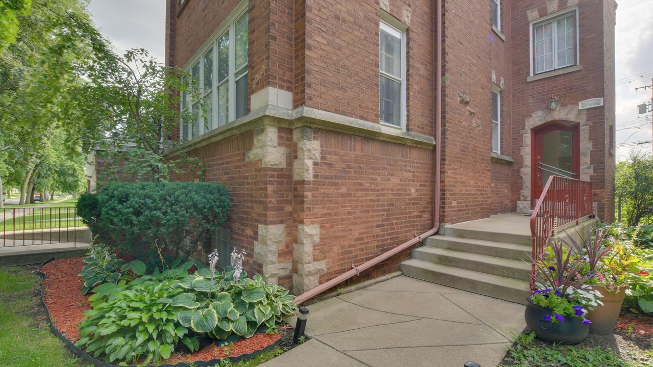 Photo of Outdoor in Beverly