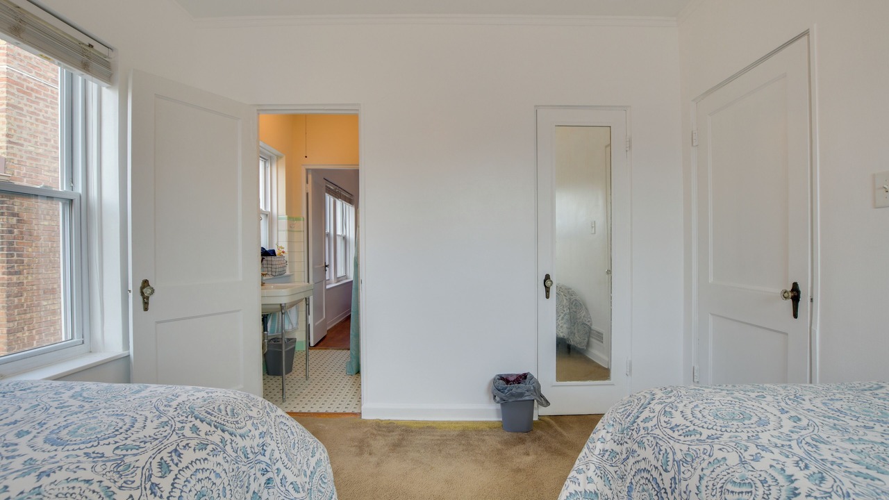 Photo of Bedroom in Beverly