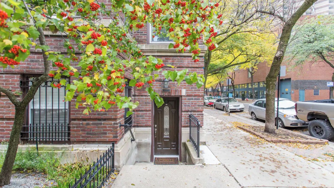 Photo of Outdoor in Lakeview