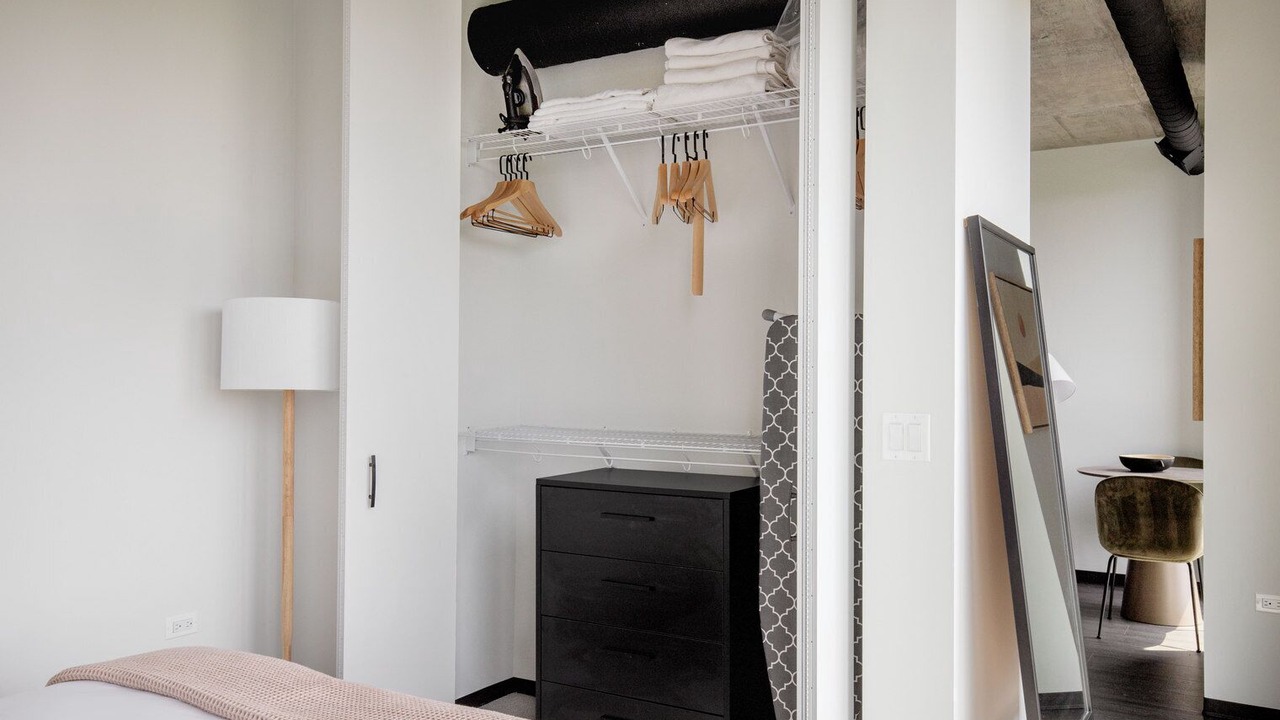 Photo of Bedroom in Near West Side