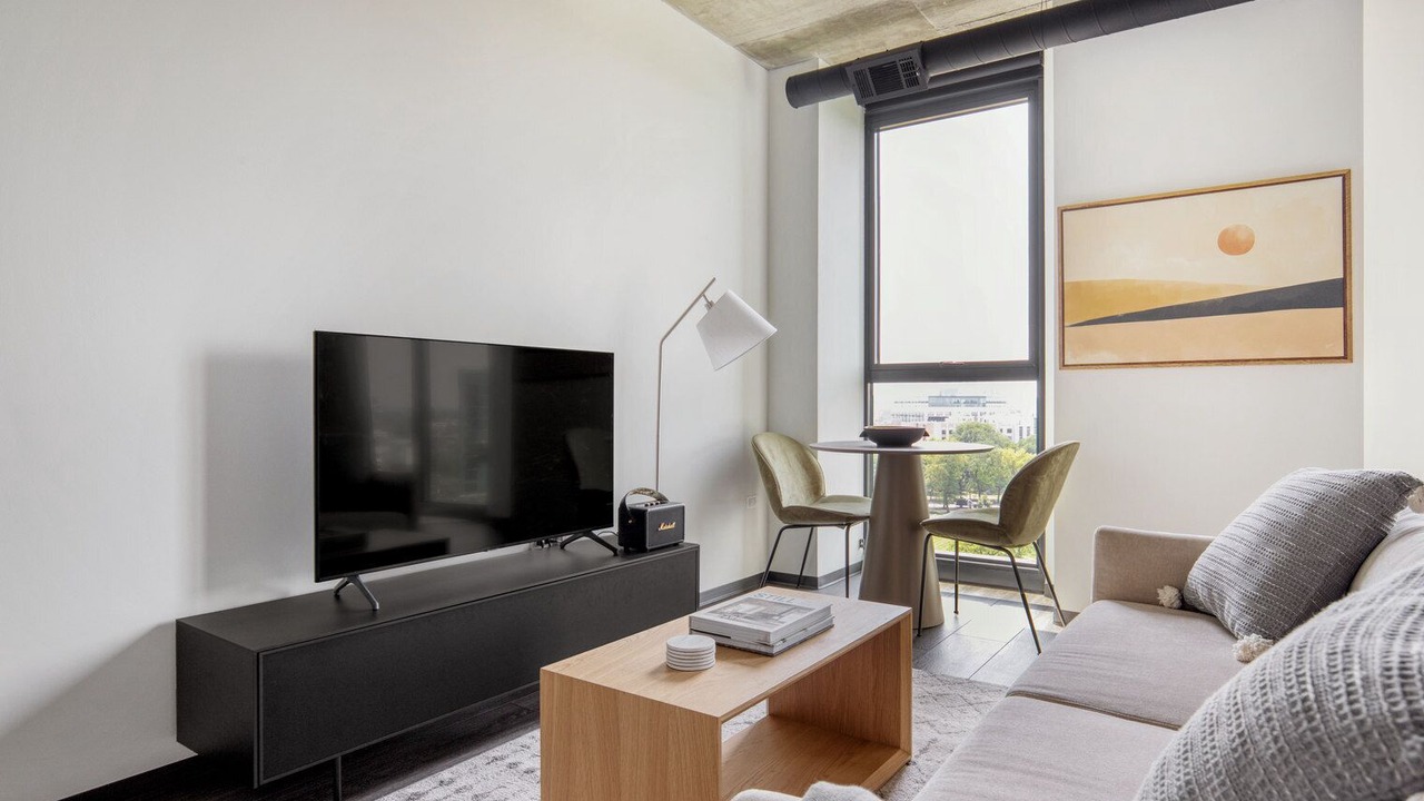 Photo of Livingroom in Near West Side