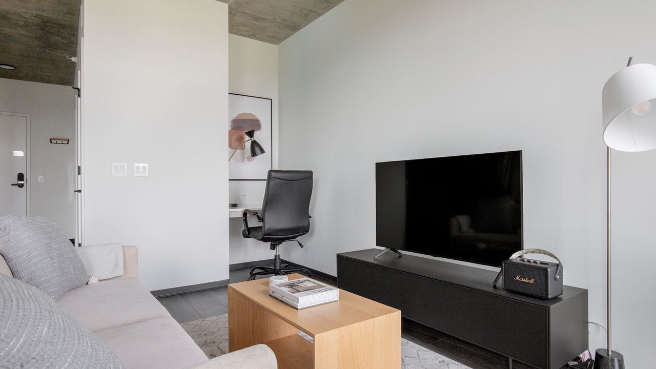 Photo of Livingroom in Near West Side