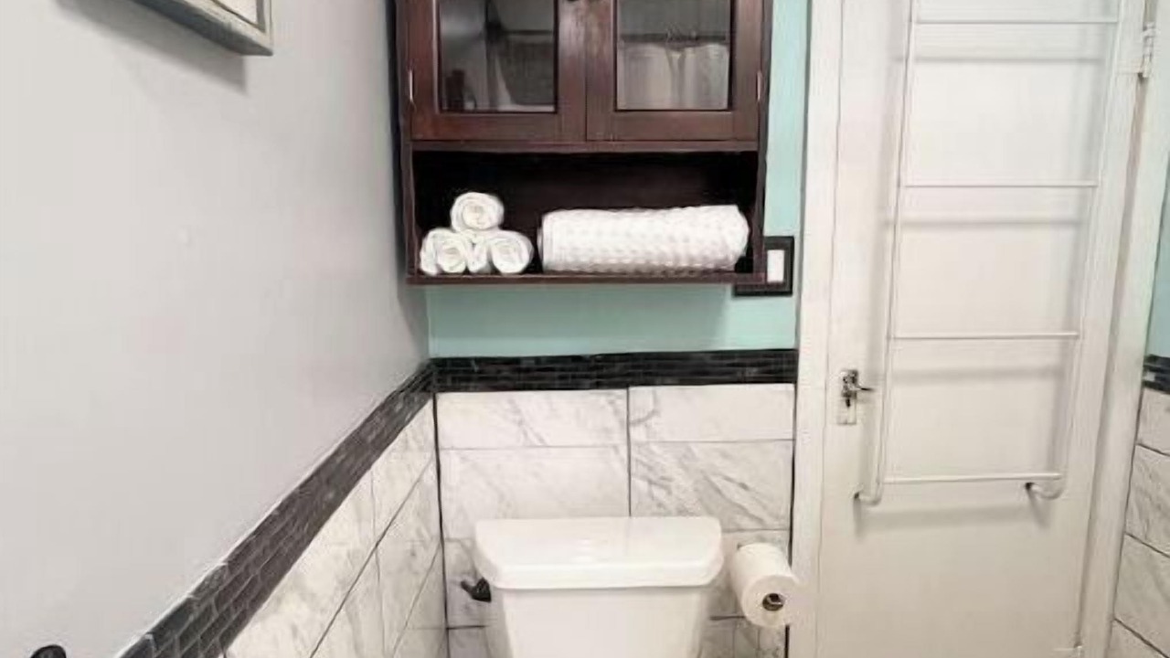 Photo of Bathroom in Carterville