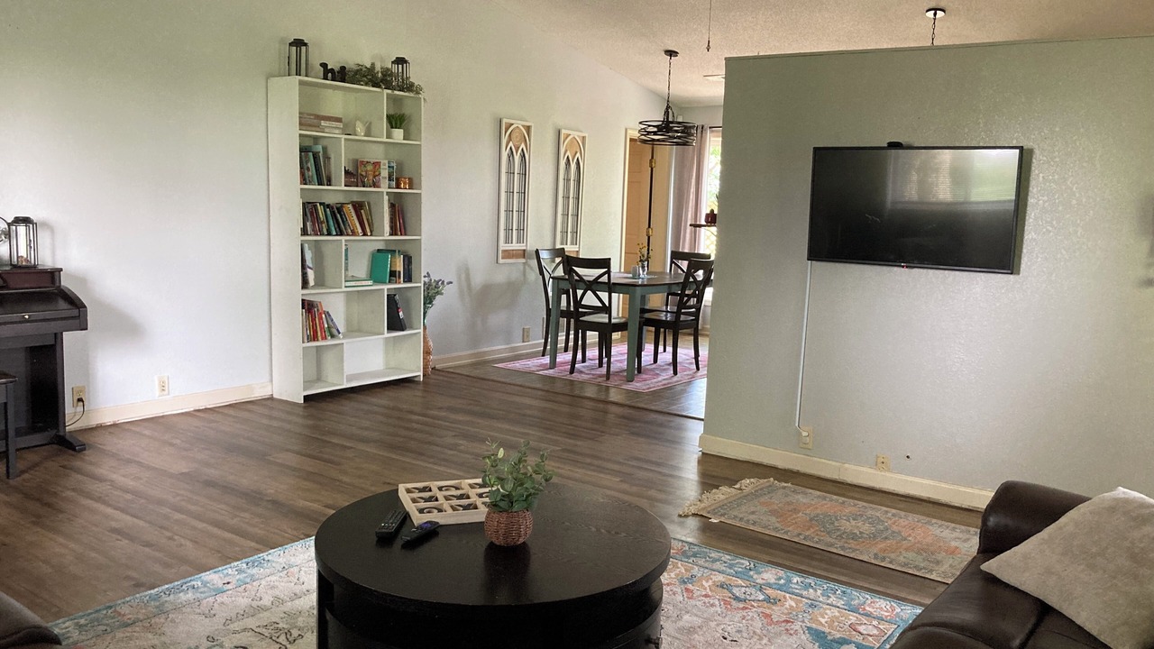 Photo of Livingroom in Centralia