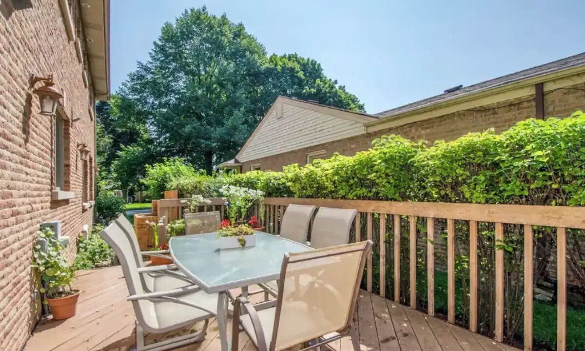 Photo of Outdoor in Skokie
