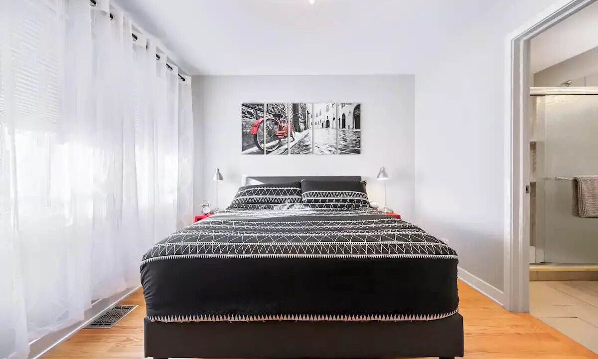 Photo of Bedroom in Lower West Side