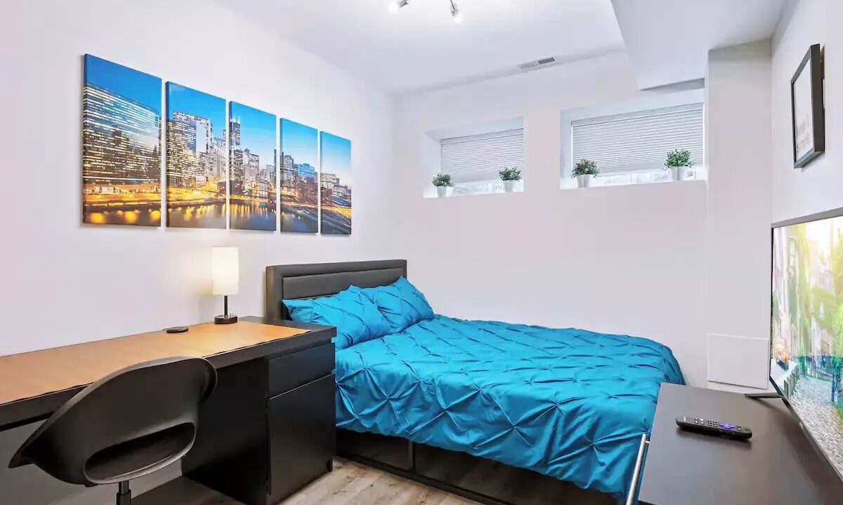 Photo of Bedroom in Lower West Side