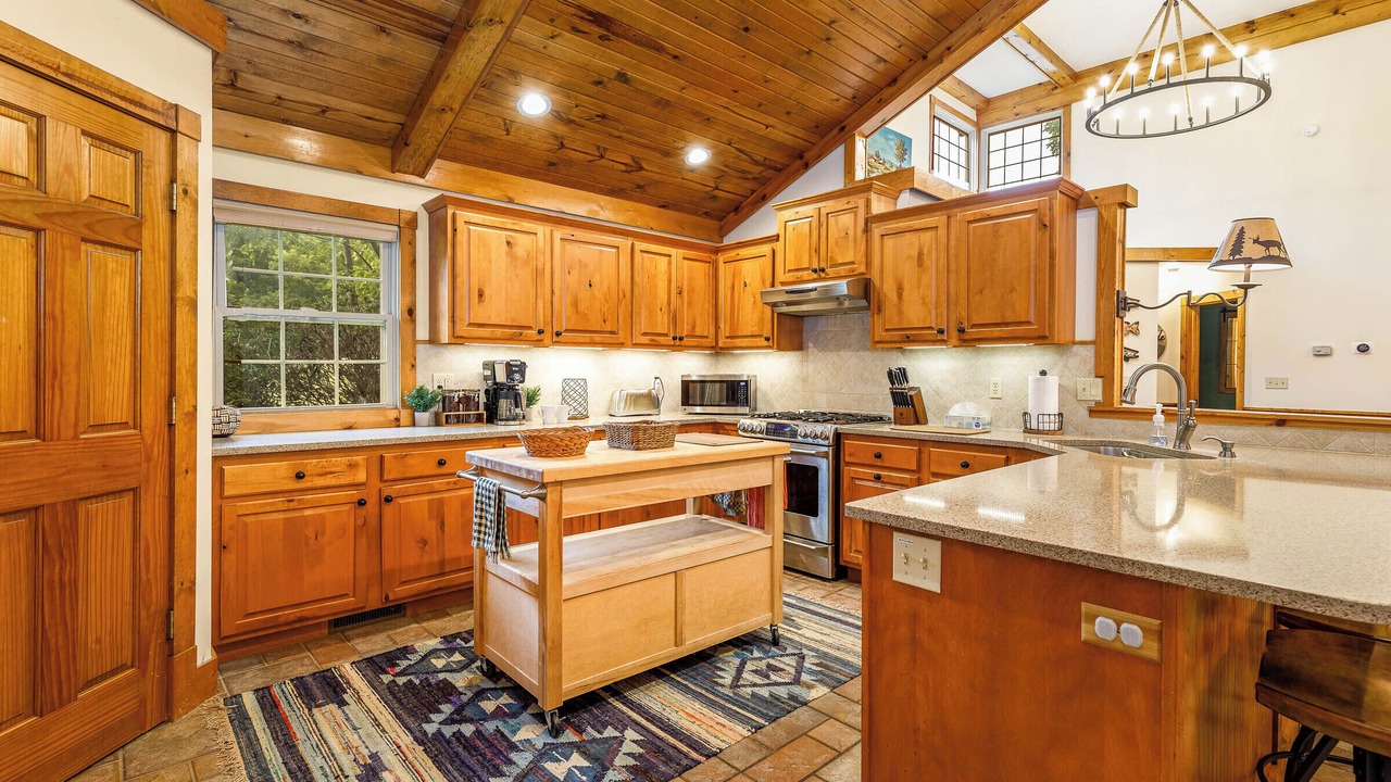 Photo of Kitchen in The Galena Territory