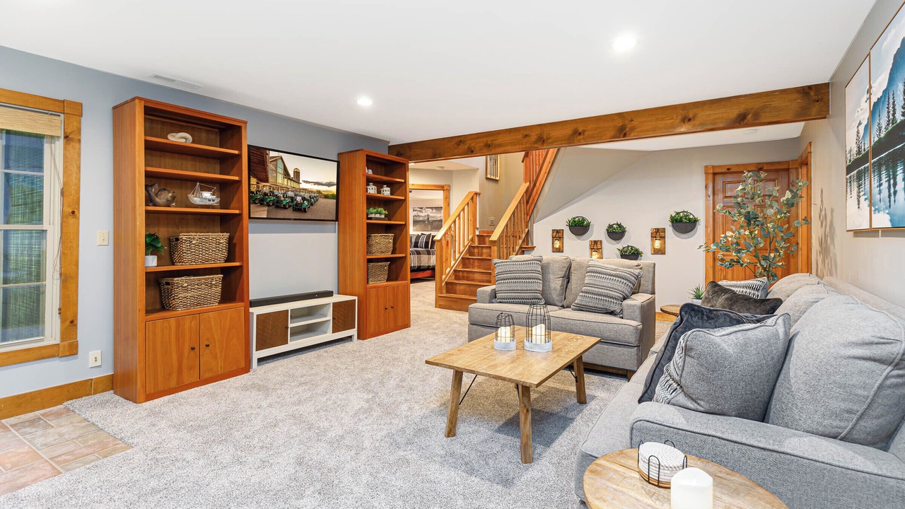 Photo of Livingroom in The Galena Territory