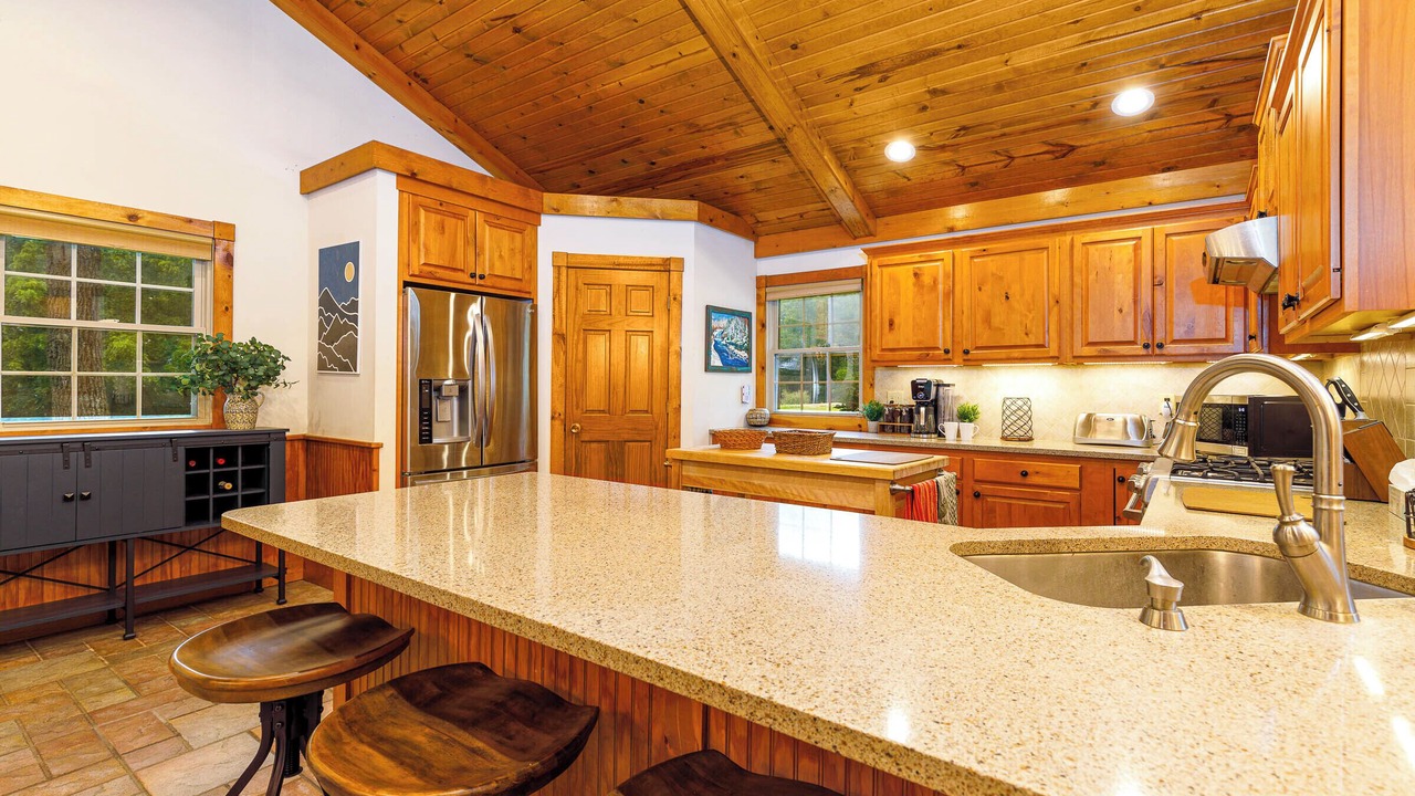 Photo of Kitchen in The Galena Territory