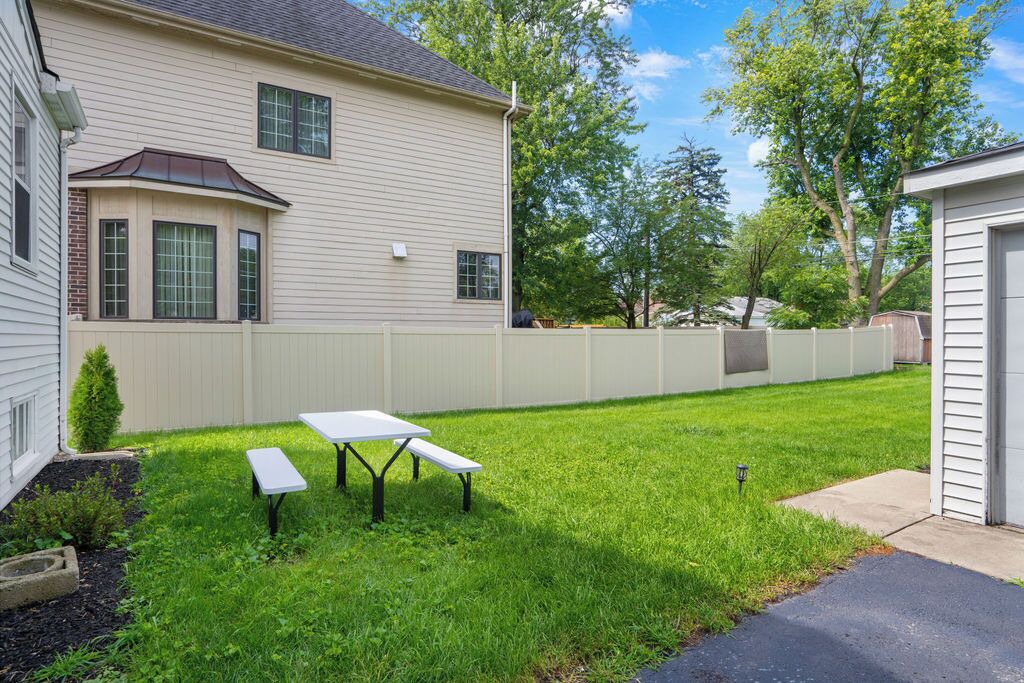 Photo of Outdoor in Westmont
