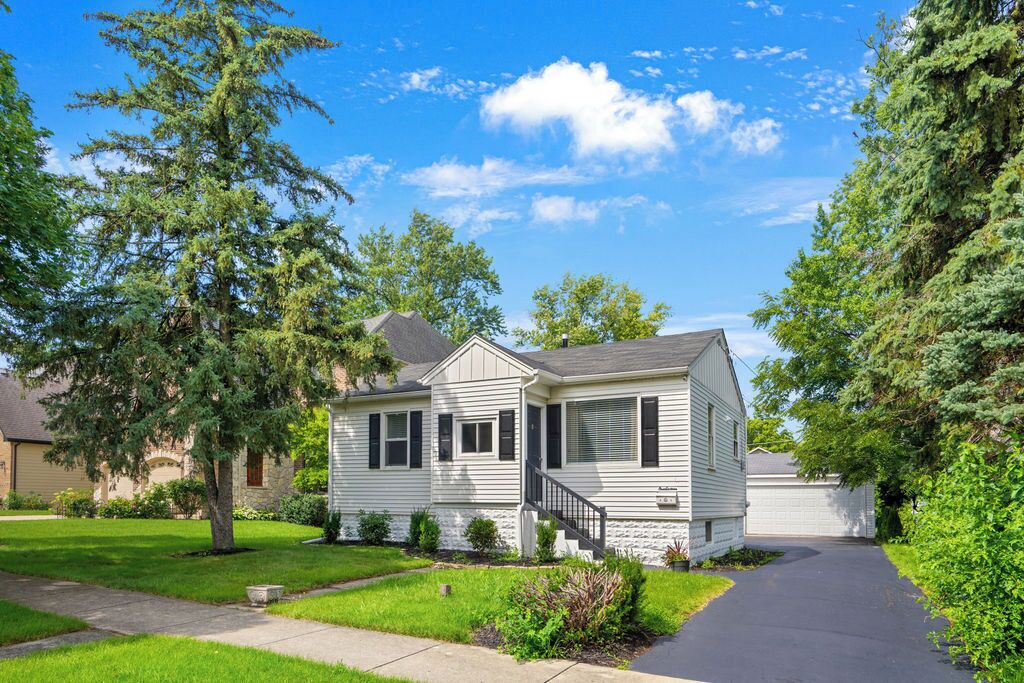 Photo of Outdoor in Westmont
