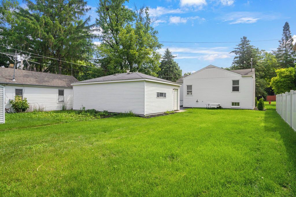 Photo of Outdoor in Westmont
